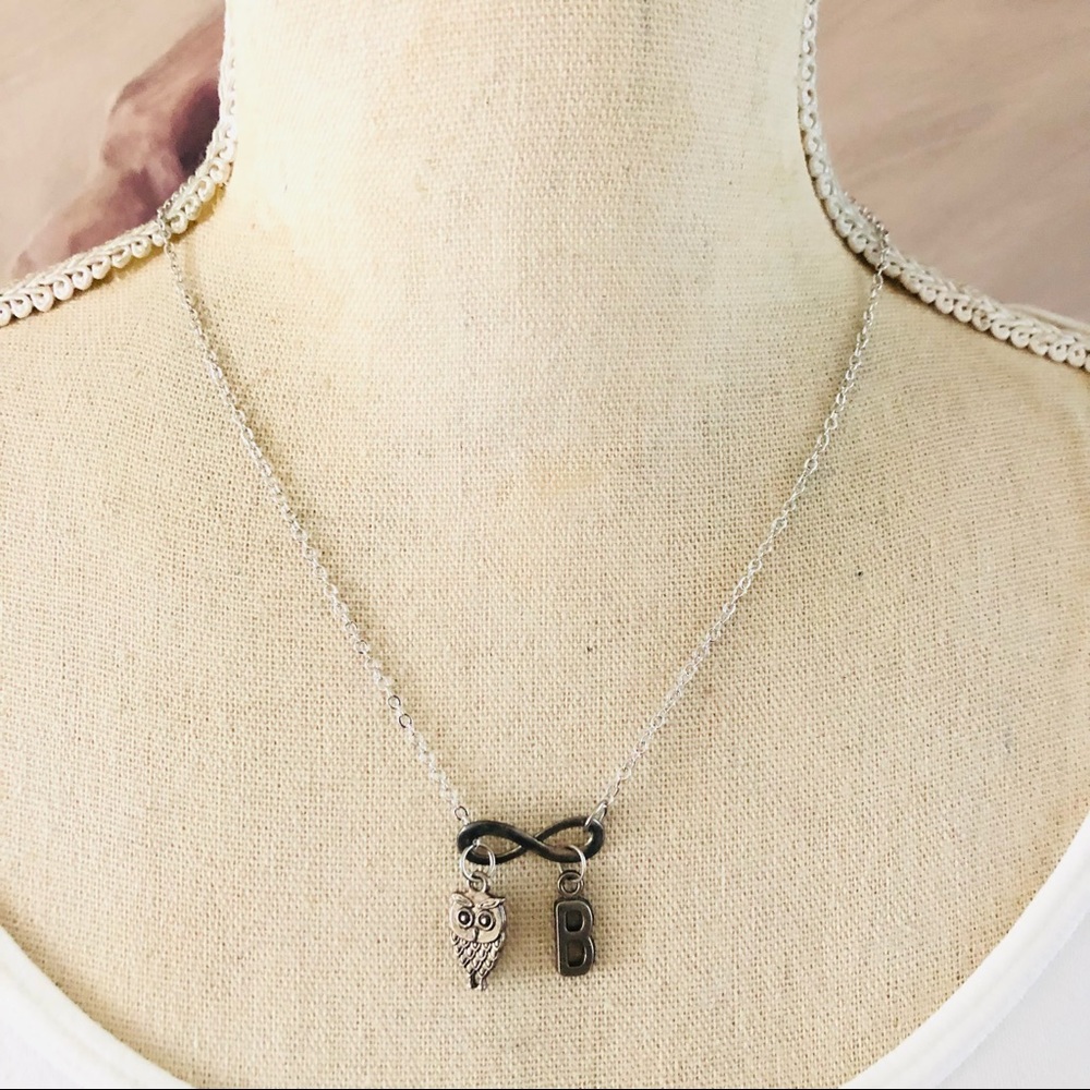 Infinity symbol owl & initial “B” charm slider 750 chain necklace